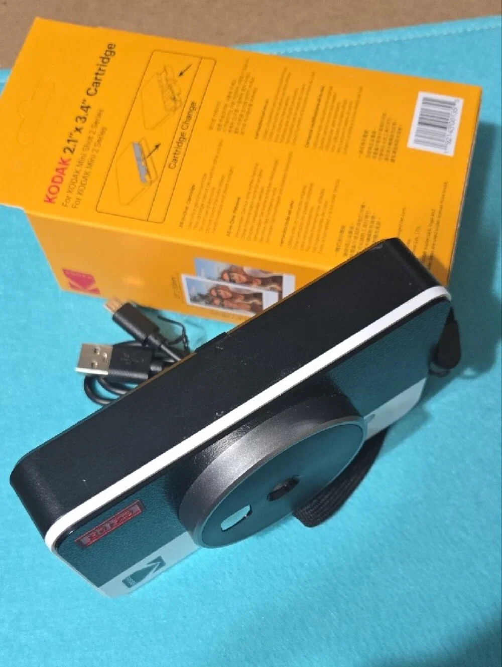 Kodak C210R Instant Print Camera with One Box Of Film
